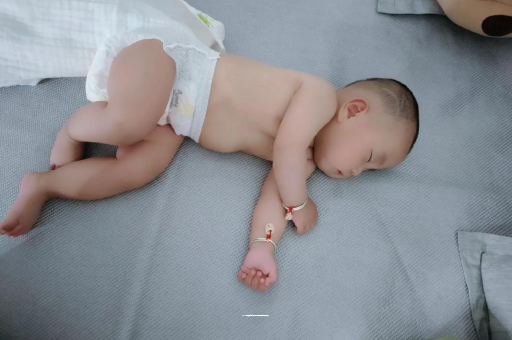 六安宝宝流鼻涕过程