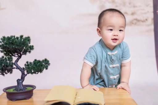 六安孕妇显怀是几个月